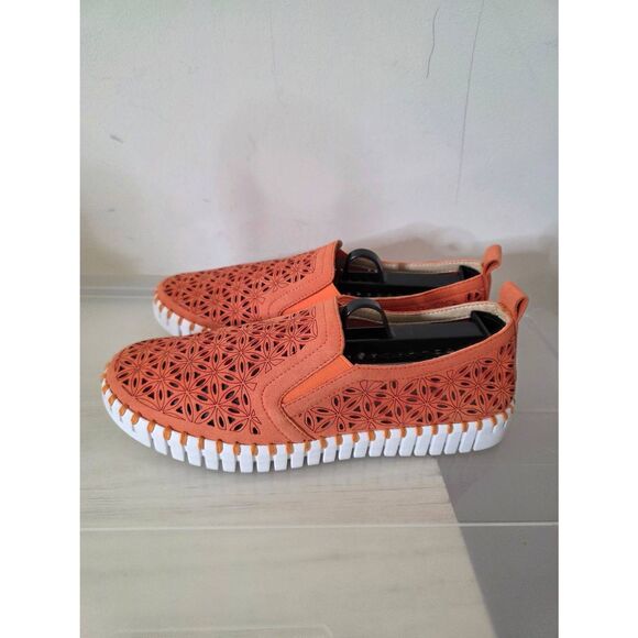 ILSE JACOBSEN Adult Female Tulip139 Flats, Color: Mango Sorbet, Size: 39 (US 9-9 - Picture 1 of 9